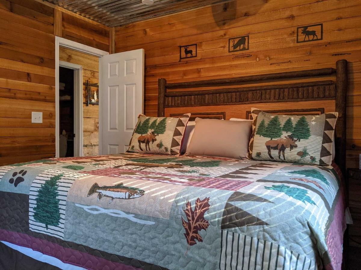Deep Creek Hideaway Cabin Bryson City Dış mekan fotoğraf